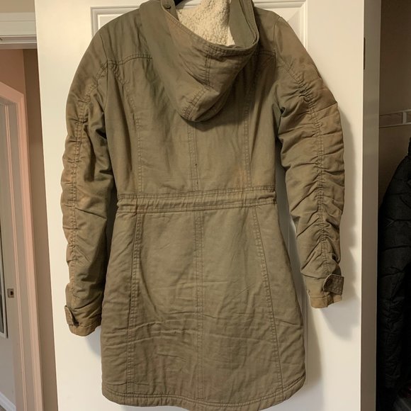 Coat - Picture 2 of 3